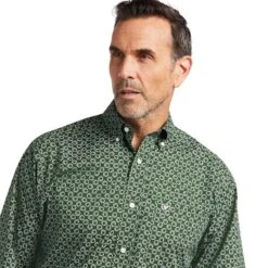 Men's Ariat Kylan Stretch Classic Fit Button Down Shirt #10039748X -Western Cowboy Equipment Store 1eabc6792883861ad532f40814da19f3