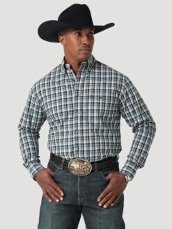 Men's Wrangler George Strait Button Down Shirt #112317187