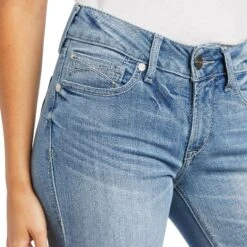 Women's Ariat R.E.A.L. Perfect Rise Regina Flare Jean #10040503 -Western Cowboy Equipment Store 71ed6e32ff685f9cd9071371ad6424fa