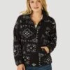 Women's Wrangler Retro Sherpa Pullover #112317352